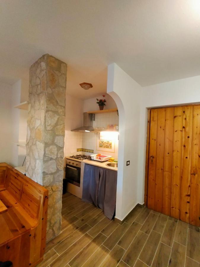 Appartement La Pigna Sbarazzina à Rocca di Cambio Extérieur photo
